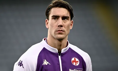 Vlahovic được cho là sai lầm khi không chọn Arsenal