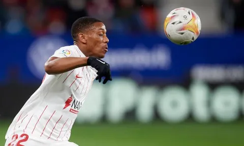 Anthony Martial thể hiện ra sao trong trận đấu ra mắt Sevilla?