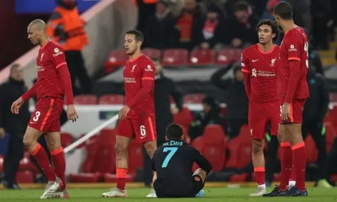 Arsene Wenger: "Fabinho đã ăn gian"