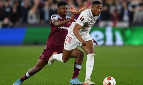 Đối đầu David Moyes, Martial kéo dài chuỗi trận thất vọng