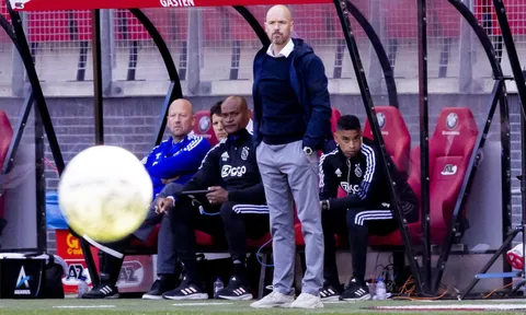 Erik ten Hag sắp hái quả ngọt trước khi tới Man Utd