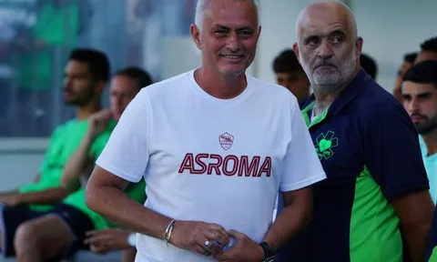 Người cũ Liverpool gật đầu với Mourinho