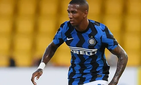 Ashley Young nhiễm COVID-19, Inter mất hơn nửa đội hình trước derby