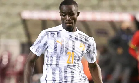 Eric Bailly trấn an NHM Man Utd