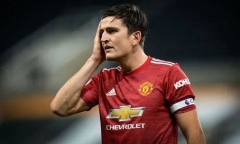 Cựu sao Chelsea cảnh báo: “Cậu ấy sẽ là cơn ác mộng với Maguire”