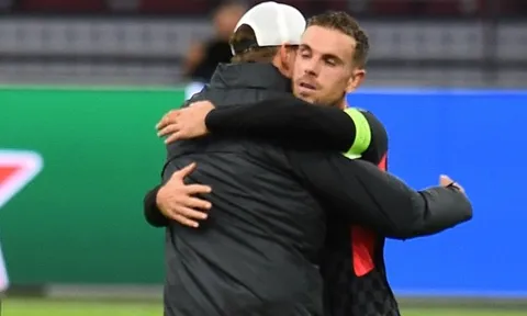 Klopp: “Cậu ấy chỉ có thể chơi 45 phút”