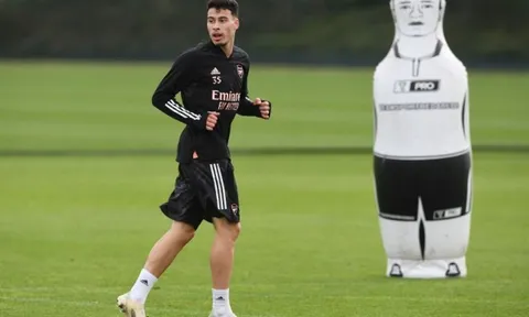 Arsenal nhận tin vui từ "báu vật" 19 tuổi