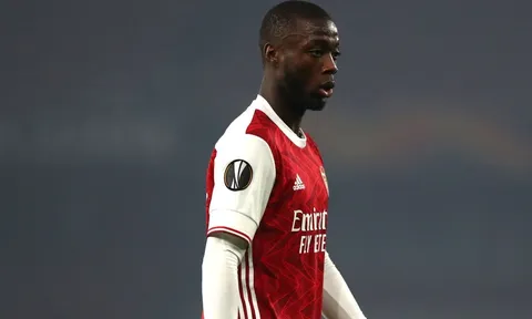 CĐV Arsenal chia rẽ vì màn trình diễn của Nicolas Pepe