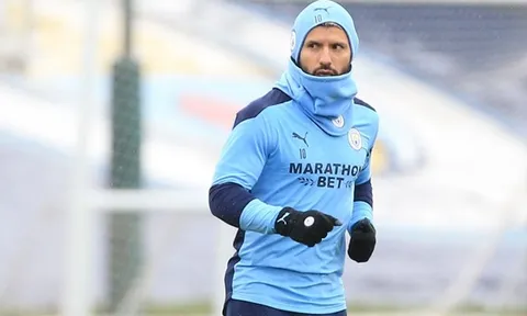 Lộ lý do Aguero vắng mặt ở trận Man City - Burnley