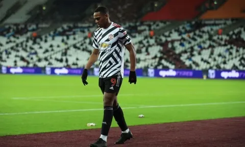 Thắng thuyết phục, Man United lại nhận hung tin từ Martial