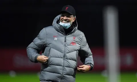 John Barnes khuyên Liverpool chiêu mộ sát thủ "vạn người mê"