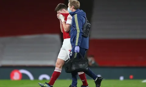 "Bão chấn thương" đổ bộ, Arsenal toang cực mạnh sau trận thua Liverpool