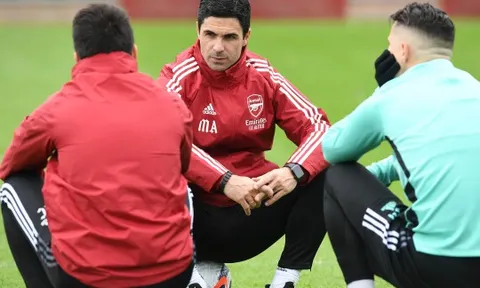 "Arsenal đánh bại mọi đối thủ và cũng thua bất kỳ ai"