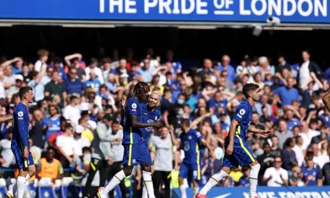 Chelsea trong top 3 đội có thể vô địch Premier League