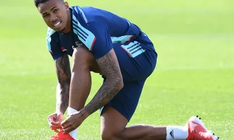 CĐV Arsenal: "Hậu vệ hay nhất châu Âu"