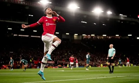 Rio Ferdinand: "Đó không phải là phong cách của Sancho"