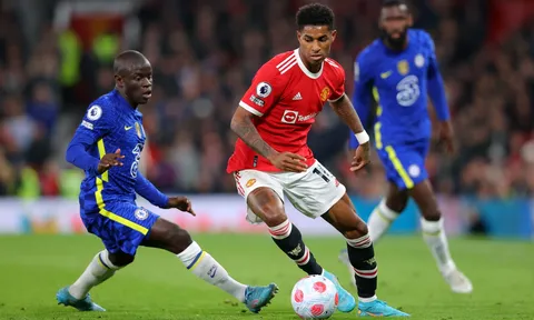2 huyền thoại M.U đã đúng về Marcus Rashford