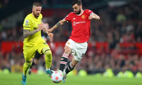 Ten Hag và cầu thủ đầu tiên được xác định là hạt nhân ở Man Utd