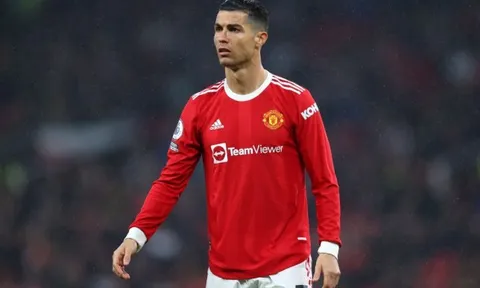 Giám đốc Bayern chính thức lên tiếng về việc chiêu mộ Ronaldo