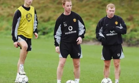"Tôi thấy tuyệt vọng khi anh ấy rời Man Utd"