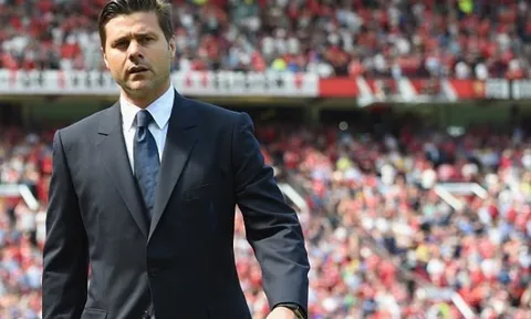 Ferdinand tiết lộ sốc về tin đồn Man United liên hệ Pochettino