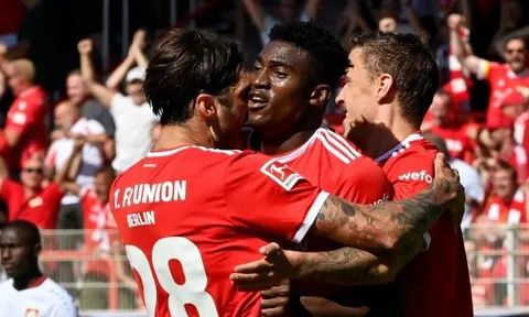 Ghi bàn ngay sau khi rời Liverpool, sao 24 tuổi phấn khích