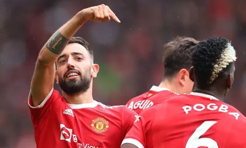 Gia hạn hợp đồng, Fernandes hưởng lương cao thứ mấy tại Man Utd?