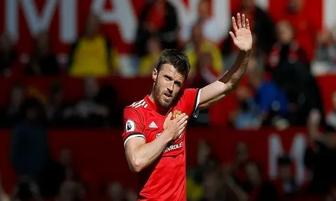 "Giỏi hơn Kante, cậu ấy sẽ trở thành Michael Carrick của Chelsea"