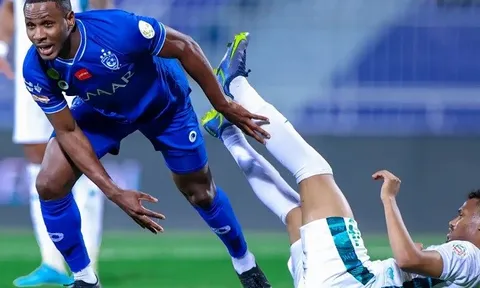 Ighalo kết thúc mùa giải bằng hat-trick