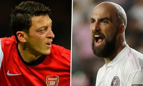 "Tôi rất ngạc nhiên khi Arsenal không ký hợp đồng với tôi"