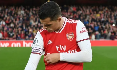 Xhaka yêu cầu băng đội trưởng ở Arsenal