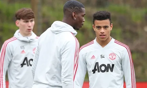 Greenwood rực sáng, Pogba đăng đàn chỉ ra 'tương lai Man Utd' hay không kém