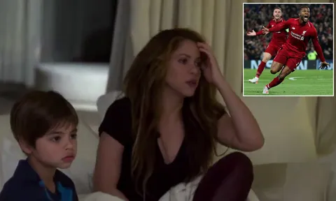 Gương mặt thất thần của bà xã Pique khi Barca bị Liverpool loại cay đắng