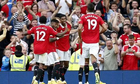 Hạ Arsenal, Man Utd phát hiện ra 2 cỗ máy chạy biên chất lượng