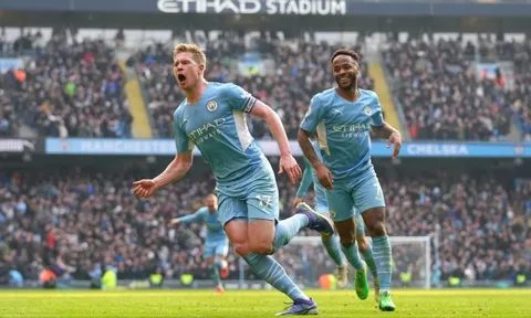 Hạ gục Chelsea, De Bruyne gửi thông điệp đến Liverpool