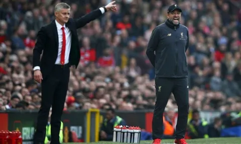 'Dìm' M.U tận đáy, huyền thoại Liverpool ví Quỷ đỏ ngang với... Wigan