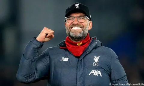 Klopp đã đúng, "số 9 rưỡi" lại xuất hiện trong trận thắng Leicester