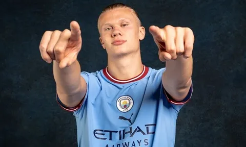 Haaland gây sốt với chiếc áo đấu Man City