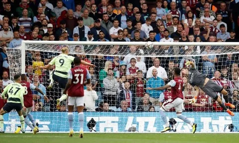 Haaland lại ghi bàn, nhưng Man City phải ngậm ngùi rời Villa Park