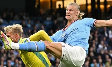 Haaland lập kỷ lục chạm bóng ở Premier League