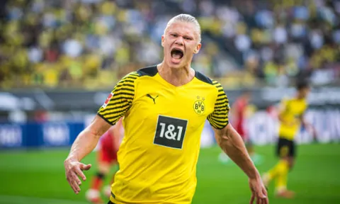 Haaland nổ súng, Dortmund quật ngã Frankfurt trong trận cầu 7 bàn thắng
