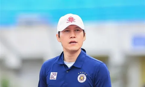 HAGL quá mạnh, HLV Hà Nội FC nói thẳng về cuộc đua vô địch V-League