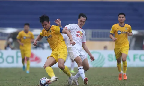 HAGL quên cách thắng ở V-League 2022, vì đâu?