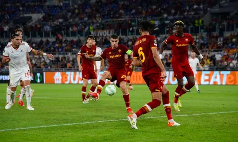 Hàng thải Chelsea lại ghi bàn, đội bóng của Mourinho thắng đậm 5-1