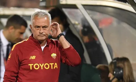 Mourinho ôm hận trận mở màn Europa League
