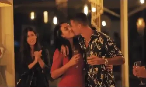 Hành động ấm áp đáng ngưỡng mộ mà Ronaldo dành cho Georgina