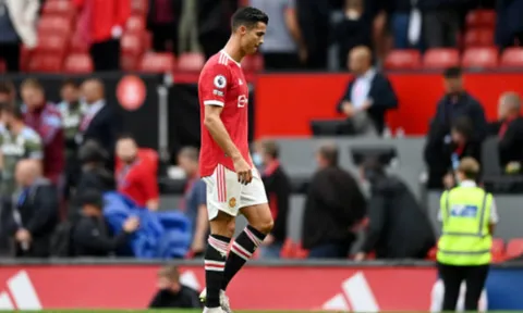 Hành động cuối của Ronaldo trong ngày Man Utd tổn thương nghiêm trọng