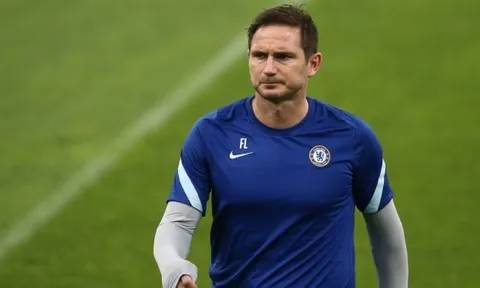 Hành động dứt khoát với bản hợp đồng kỷ lục, Lampard được khen ngợi