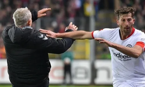 Hành động phi thể thao, "kẻ hạ sát" Bayern nhận án phạt nghiêm khắc