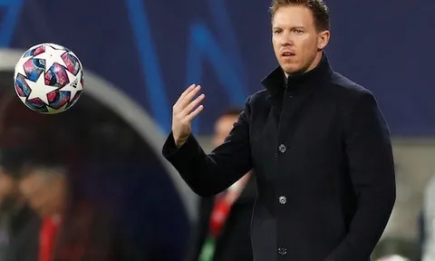 Hành quân đến Old Trafford, HLV Leipzig nói thẳng về đẳng cấp của Man Utd